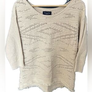 American Eagles Outfiter Cream Knit Sweater with Fringe Hem | Medium